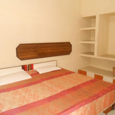 Gaurav Guest House 마투라 외부 사진