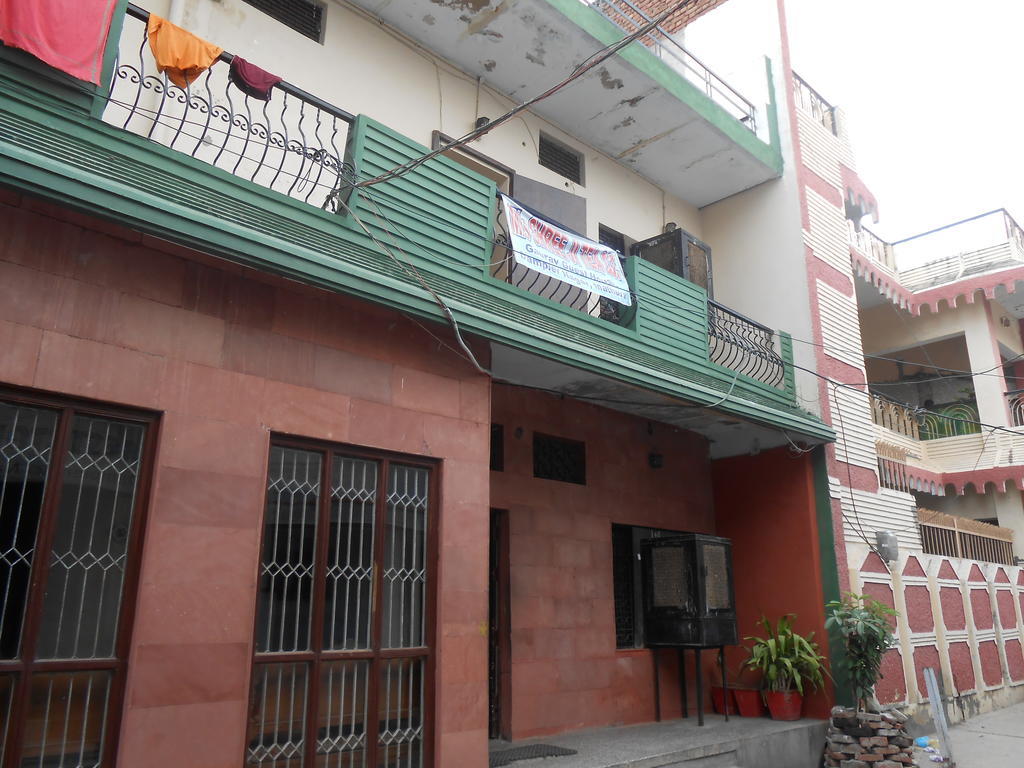 Gaurav Guest House 마투라 외부 사진